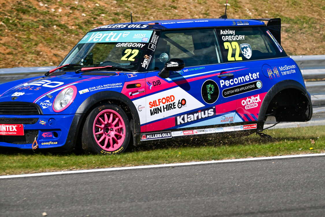 Brands Hatch Indy 2025 - Race Day 2