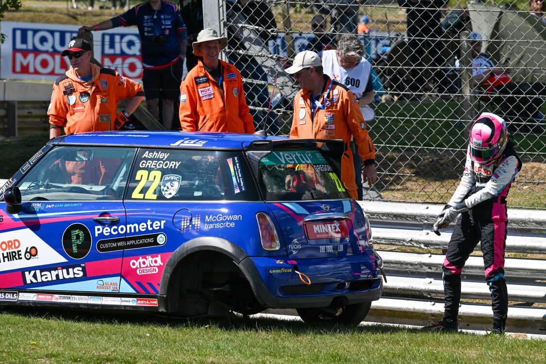 Brands Hatch Indy 2025 - Race Day 2