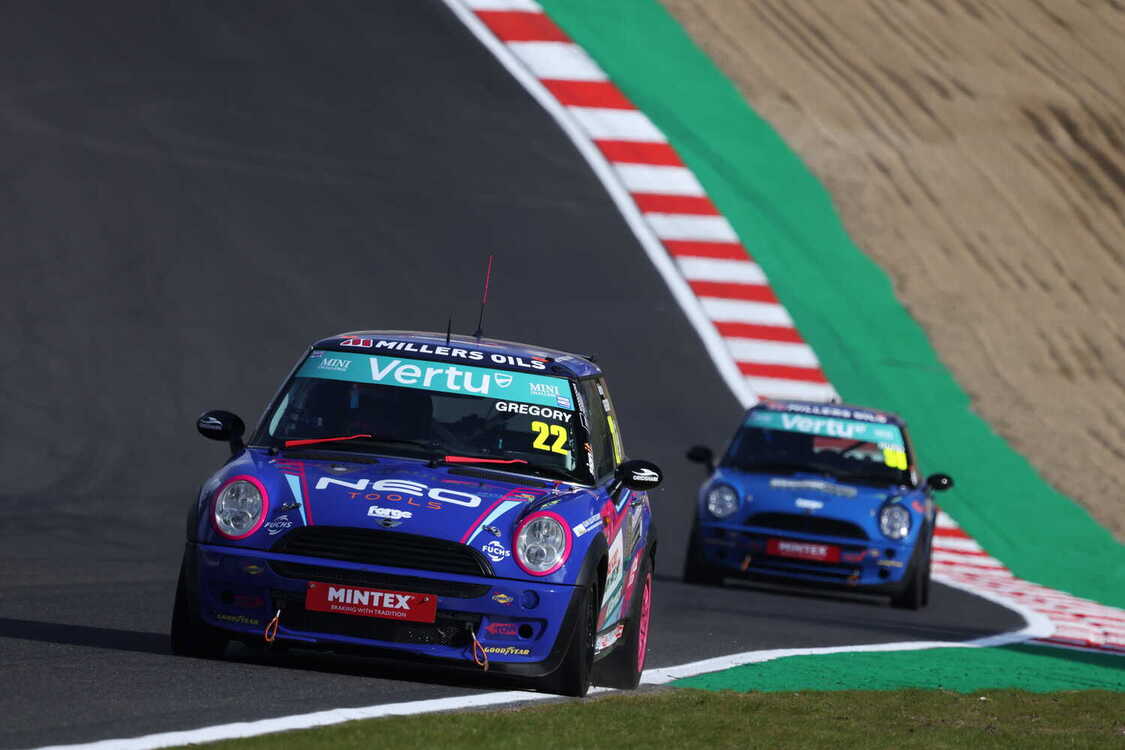 Brands Hatch Indy 2025 - Race Day 2