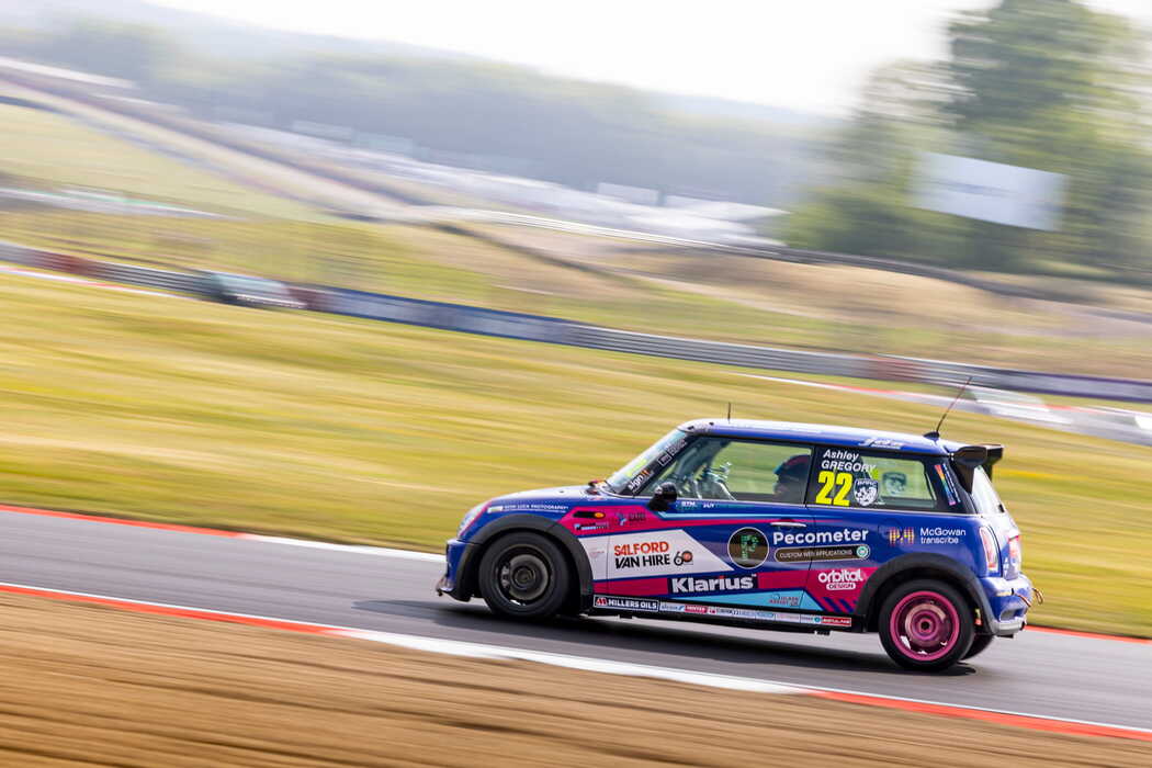 Brands Hatch Indy 2025 - Race Day 2