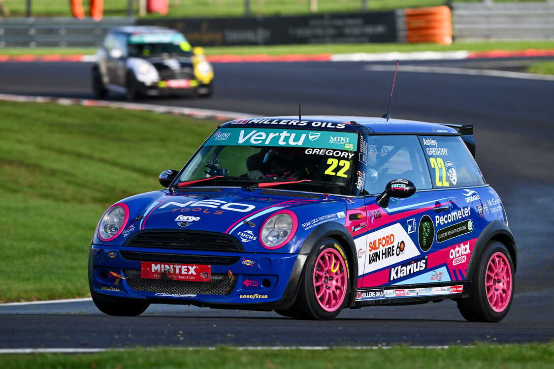 Brands Hatch Indy 2025 - Race Day 7